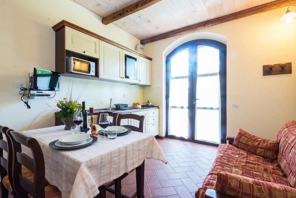 Agriturismo Alla Poncia 그라베도나 객실 사진
